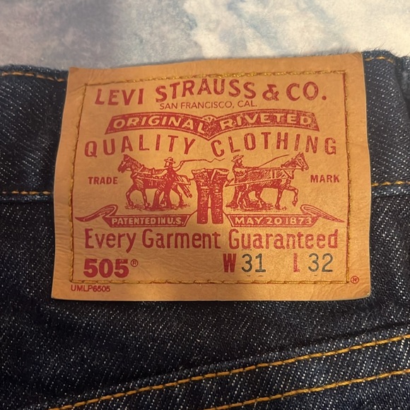Men’s Levi’s 505 Regular fit, straight leg.  W31 L32 - Picture 2 of 4